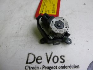 Gebruikte Kachelklep Motor Citroen Evasion Prijs € 35,00 Margeregeling aangeboden door De Vos Autodemontagebedrijf
