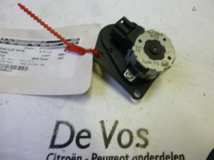 Gebruikte Kachelklep Motor Citroen Xantia Prijs € 35,00 Margeregeling aangeboden door De Vos Autodemontagebedrijf