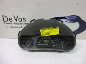 Gebruikte Kilometerteller KM Peugeot 206 (2A/C/H/J/S) 1.1 XN,XR Prijs € 100,00 Margeregeling aangeboden door De Vos Onderdelen