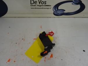 Gebruikte Luchthoeveelheidsmeter Citroen C4 Cactus Prijs € 55,00 Margeregeling aangeboden door De Vos Onderdelen