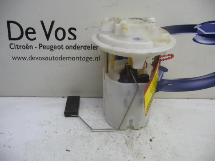 Gebruikte Brandstofpomp Elektrisch Peugeot 207 Prijs € 90,00 Margeregeling aangeboden door De Vos Onderdelen