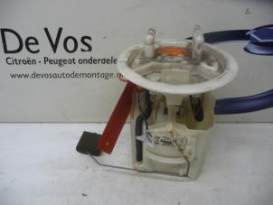 Gebruikte Brandstofpomp Elektrisch Peugeot 406 (8B) 1.8 16V Prijs € 45,00 Margeregeling aangeboden door De Vos Autodemontagebedrijf