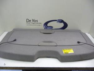 Gebruikte Hoedenplank Peugeot 308 (4A/C) 1.6 16V THP Autom. Prijs € 55,00 Margeregeling aangeboden door De Vos Onderdelen