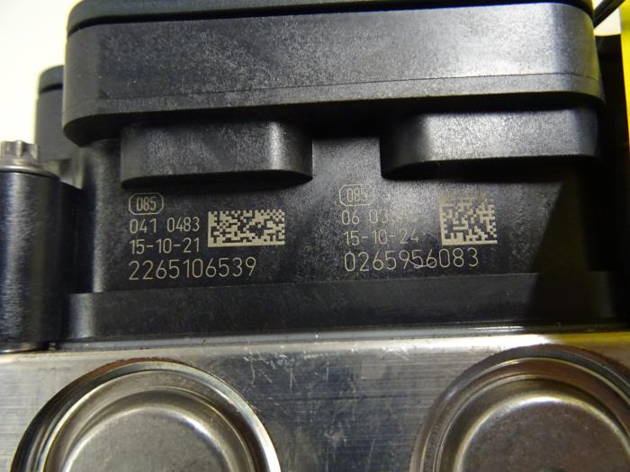 ABS Pomp van een Peugeot 308 2016