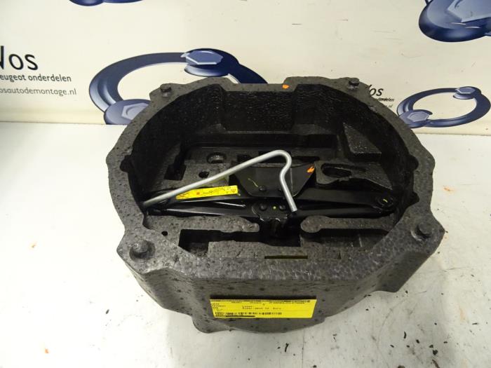 Krik van een Peugeot 508 2012