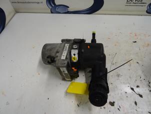Gebruikte Servopomp Peugeot 508 Prijs € 250,00 Margeregeling aangeboden door De Vos Onderdelen