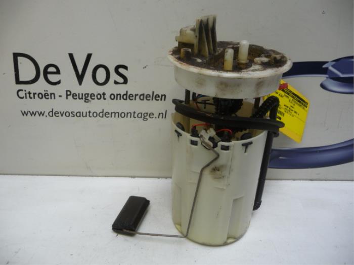 Gebruikte Tank element Pomp Peugeot Boxer (230P) 2.8 D Prijs € 70,00 Margeregeling aangeboden door De Vos Onderdelen