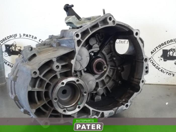 Gebruikte Versnellingsbak Volkswagen Scirocco (137/13AD) 2.0 TSI 16V Prijs € 420,00 Margeregeling aangeboden door Autoparts Pater