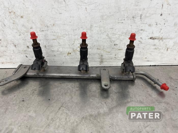Gebruikte Injector brug Renault Twingo III (AH) 1.0 SCe 70 12V Prijs € 31,50 Margeregeling aangeboden door Autoparts Pater