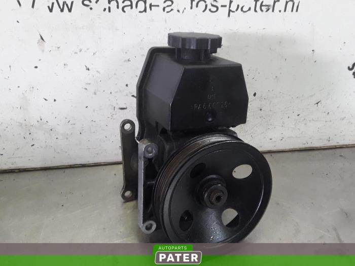 Gebruikte Servopomp Mercedes E (W210) 2.0 E-200 16V Prijs € 15,75 Margeregeling aangeboden door Autoparts Pater
