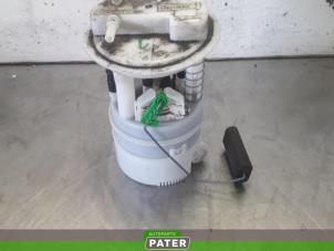 Gebruikte Benzinepomp Dacia Sandero I (BS) 1.2 16V Prijs € 21,00 Margeregeling aangeboden door Autoparts Pater