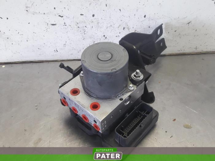 Gebruikte ABS Pomp Volkswagen Polo V (6R) 1.4 TDI DPF BlueMotion technology Prijs € 78,75 Margeregeling aangeboden door Autoparts Pater