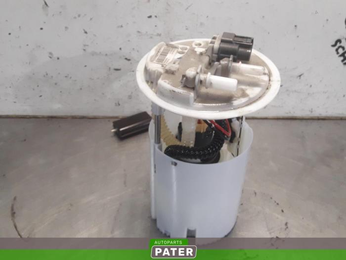 Gebruikte Opvoerpomp Renault Megane III Grandtour (KZ) 1.5 dCi 110 Prijs € 78,75 Margeregeling aangeboden door Autoparts Pater