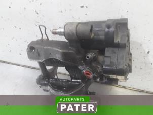 Gebruikte Remklauw (Tang) rechts-achter Volkswagen Tiguan (AD1) 1.4 TSI 16V Prijs € 105,00 Margeregeling aangeboden door Autoparts Pater