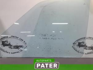 Gebruikte Deurruit 4Deurs links-voor Ford S-Max (GBW) 2.0 16V Prijs € 42,00 Margeregeling aangeboden door Autoparts Pater