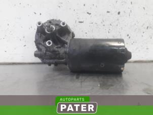 Gebruikte Ruitenwissermotor voor Porsche Boxster (986) 2.7 24V Prijs € 52,50 Margeregeling aangeboden door Autoparts Pater