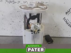 Gebruikte Benzinepomp Opel Corsa D 1.4 16V Twinport Prijs € 21,00 Margeregeling aangeboden door Autoparts Pater