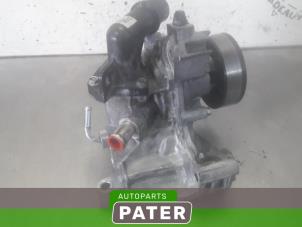 Gebruikte Waterpomp Mazda 6 (GJ/GH/GL) 2.2 SkyActiv-D 150 16V Prijs € 42,00 Margeregeling aangeboden door Autoparts Pater