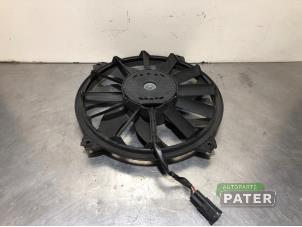 Gebruikte Koelvin Peugeot 3008 I (0U/HU) 1.6 16V THP 155 Prijs € 42,00 Margeregeling aangeboden door Autoparts Pater