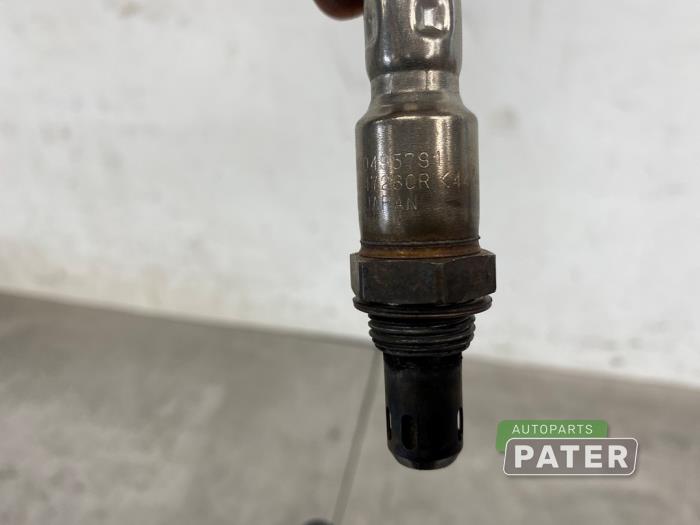 Lambda Sonde van een Renault Clio IV (5R) 0.9 Energy TCE 90 12V 2018