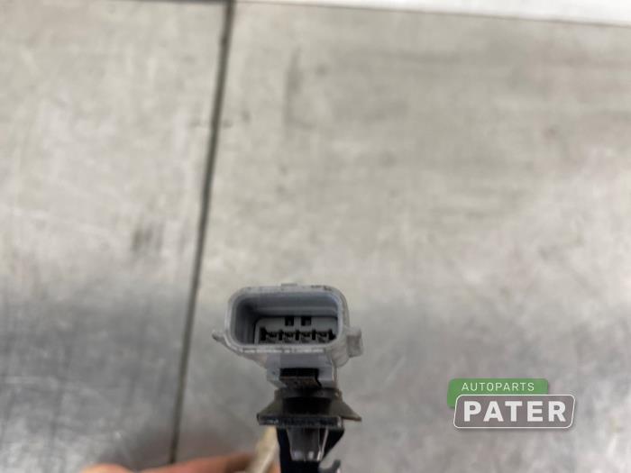 Lambda Sonde van een Renault Clio IV (5R) 0.9 Energy TCE 90 12V 2018