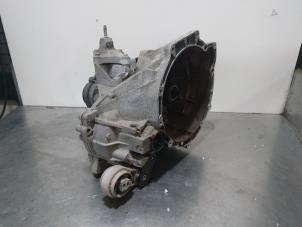 Gebruikte Versnellingsbak Mazda 2 (NB/NC/ND/NE) 1.4 16V Prijs € 157,50 Margeregeling aangeboden door Autoparts Pater