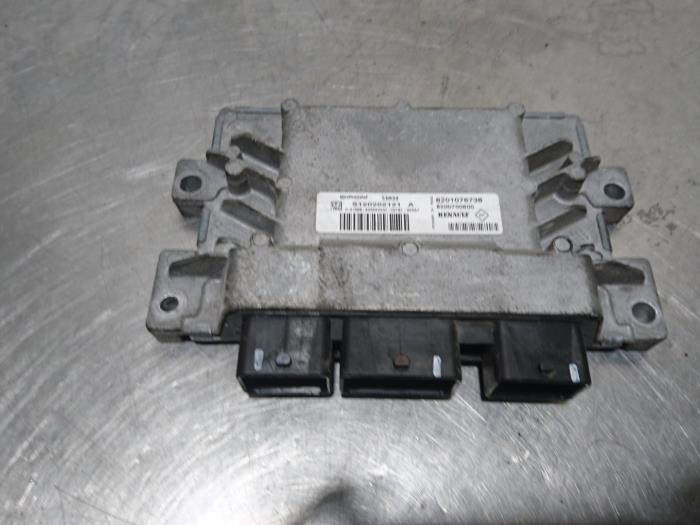 Gebruikte Computer Motormanagement Renault Twingo II (CN) 1.2 16V Prijs € 52,50 Margeregeling aangeboden door Autoparts Pater