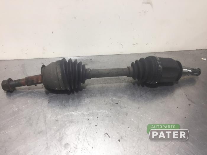 Gebruikte Aandrijfas links-voor Nissan Pathfinder (R51) 2.5 dCi 16V 4x4 Prijs € 36,75 Margeregeling aangeboden door Autoparts Pater