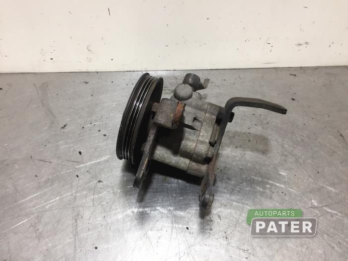 Gebruikte Servopomp Nissan Pathfinder (R51) 2.5 dCi 16V 4x4 Prijs € 36,75 Margeregeling aangeboden door Autoparts Pater