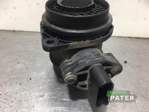 Gebruikte Luchtmassameter Volkswagen Caddy III (2KA,2KH,2CA,2CH) 1.9 TDI Prijs € 10,50 Margeregeling aangeboden door Autoparts Pater