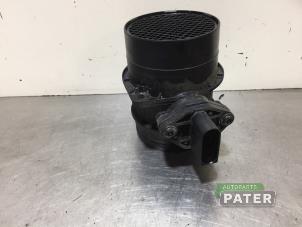Gebruikte Luchtmassameter Volkswagen Golf IV (1J1) 2.3 V5 GTI 20V Prijs € 10,50 Margeregeling aangeboden door Autoparts Pater