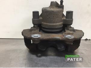 Gebruikte Remklauw (Tang) rechts-voor Ford Transit Connect (PJ2) 1.6 TDCi 16V 75 Prijs € 31,76 Inclusief btw aangeboden door Autoparts Pater