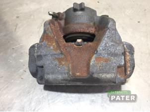 Gebruikte Remklauw (Tang) rechts-voor Renault Megane III Grandtour (KZ) 1.5 dCi 110 Prijs € 42,00 Margeregeling aangeboden door Autoparts Pater