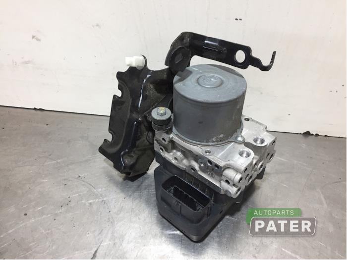 Gebruikte ABS Pomp Mazda 6 (GJ/GH/GL) 2.2 SkyActiv-D 150 16V Prijs € 89,25 Margeregeling aangeboden door Autoparts Pater