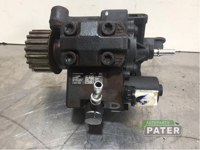 Gebruikte Dieselpomp Renault Megane III Grandtour (KZ) 1.5 dCi 110 Prijs € 183,75 Margeregeling aangeboden door Autoparts Pater