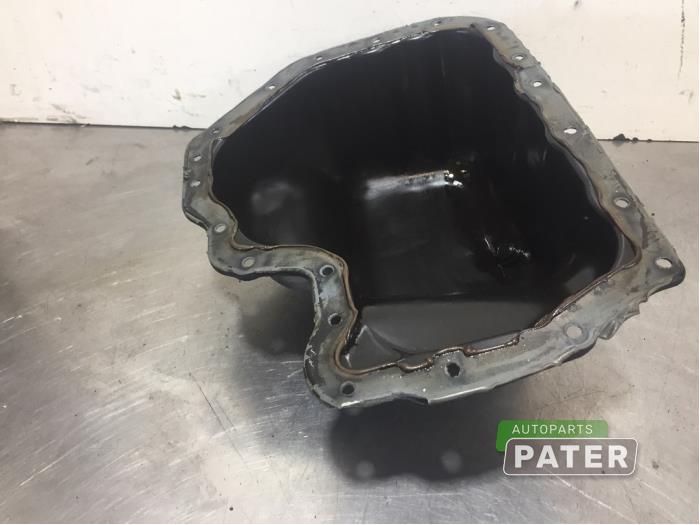 Gebruikte Carterpan Volkswagen Polo V (6R) 1.2 12V BlueMotion Technology Prijs € 31,50 Margeregeling aangeboden door Autoparts Pater