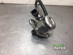 Gebruikte Brandstofpomp Mechanisch Mercedes A (W176) 1.6 A-180 16V Prijs € 63,00 Margeregeling aangeboden door Autoparts Pater