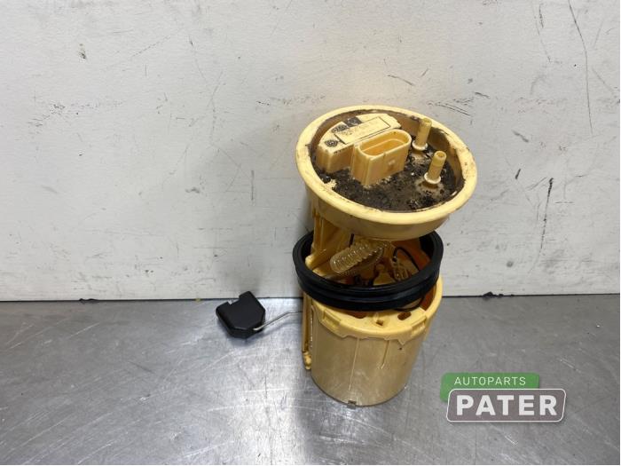 Gebruikte Opvoerpomp Volkswagen Transporter T6 2.0 TDI DRF Prijs € 76,23 Inclusief btw aangeboden door Autoparts Pater
