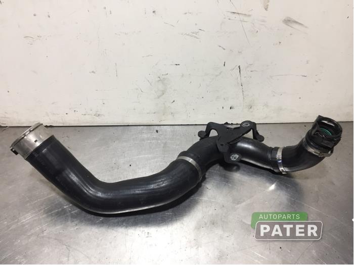 Gebruikte Turboslang Renault Clio IV (5R) 0.9 Energy TCE 90 12V Prijs € 26,25 Margeregeling aangeboden door Autoparts Pater