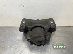 Gebruikte Remklauw (Tang) links-voor Volkswagen Transporter T5 2.5 TDi 4Motion Prijs € 31,50 Margeregeling aangeboden door Autoparts Pater