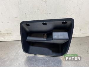 Gebruikte USB module Seat Ibiza ST (6J8) 1.2 TDI Ecomotive Prijs € 42,00 Margeregeling aangeboden door Autoparts Pater