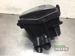 Gebruikte Diversen Renault Clio IV Estate/Grandtour (7R) 0.9 Energy TCE 12V Prijs € 15,75 Margeregeling aangeboden door Autoparts Pater