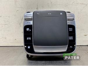 Gebruikte Multi Media Regelunit Mercedes A (177.0) 1.3 A-180 Turbo 16V Prijs € 157,50 Margeregeling aangeboden door Autoparts Pater