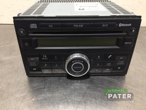 Gebruikte Radio CD Speler Nissan Qashqai (J10) 1.6 16V Prijs € 78,75 Margeregeling aangeboden door Autoparts Pater