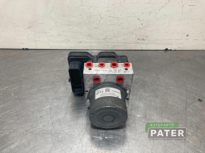 Gebruikte ABS Pomp Opel Astra K Sports Tourer 1.6 CDTI 136 16V Prijs € 52,50 Margeregeling aangeboden door Autoparts Pater