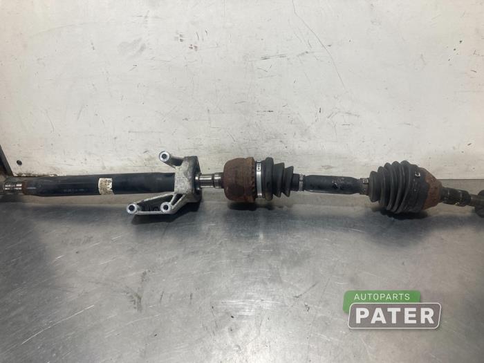 Gebruikte Steekas rechts-voor Opel Signum (F48) 3.0 CDTI V6 24V Prijs € 26,25 Margeregeling aangeboden door Autoparts Pater