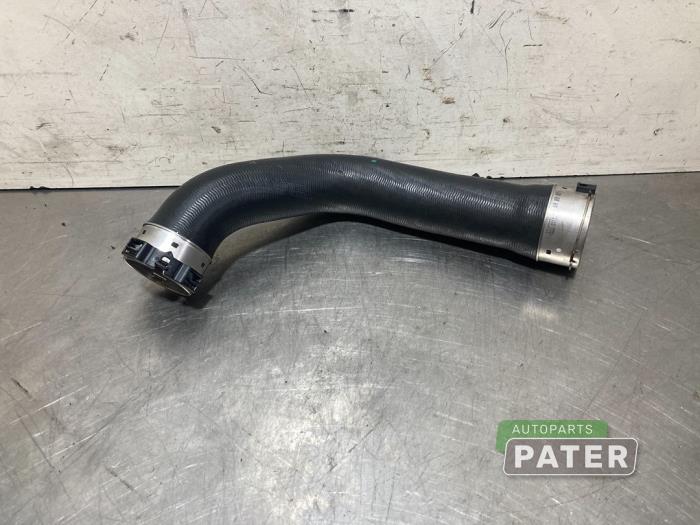 Gebruikte Intercooler Slang Nissan Micra (K14) 0.9 IG-T 12V Prijs € 21,00 Margeregeling aangeboden door Autoparts Pater