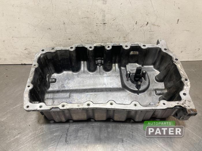 Gebruikte Carterpan Volkswagen Transporter/Caravelle T5 1.9 TDi Prijs € 42,00 Margeregeling aangeboden door Autoparts Pater