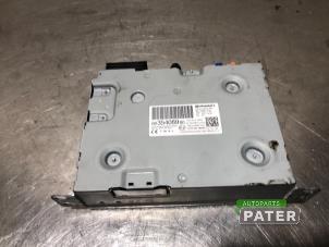 Gebruikte Radio module Peugeot 208 II (UB/UH/UP) 1.2 Vti 12V PureTech 100 Prijs € 262,50 Margeregeling aangeboden door Autoparts Pater