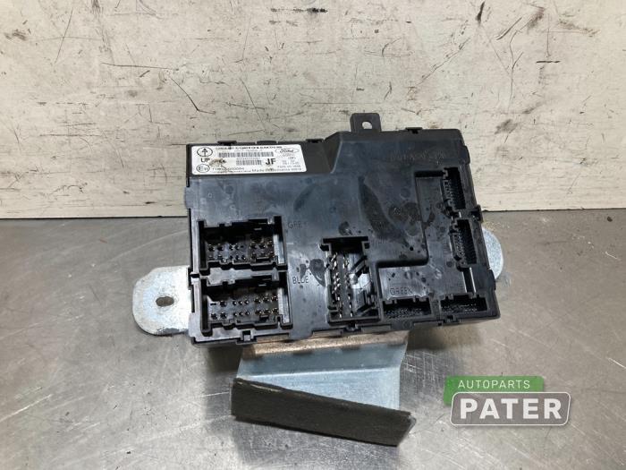 Computer Body Control van een Ford Transit Courier 1.5 TDCi 2016